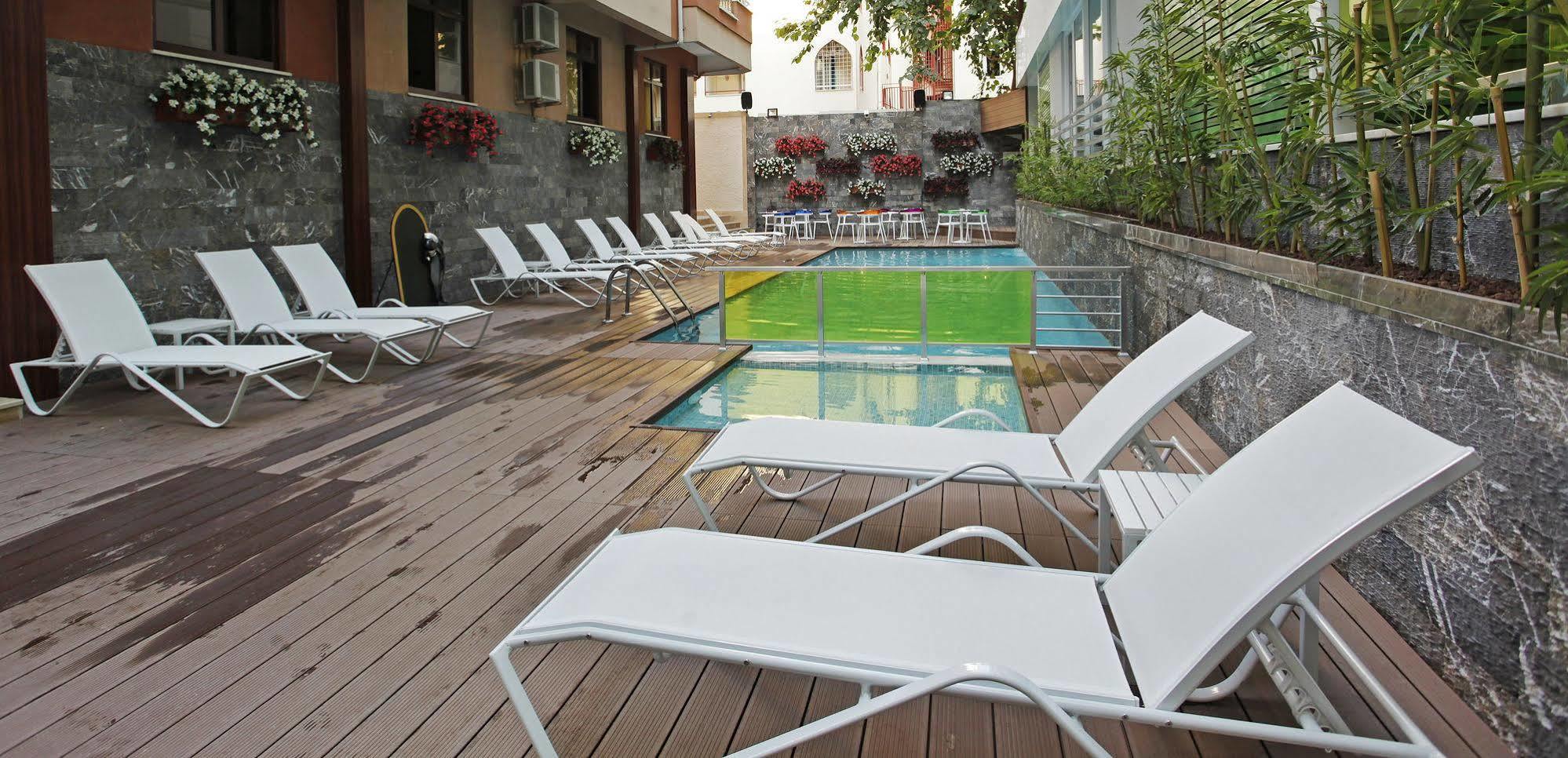 Kleopatra Suit Hotel (Adults Only) Alanya Exterior photo